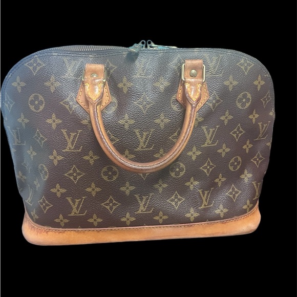 Louis Vuitton Monogram Alma Hand Bag - Picture 2 of 7